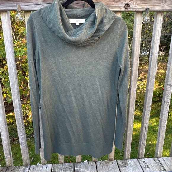 LOFT Turtleneck Long Sweater - US Medium - Picture 2 of 5